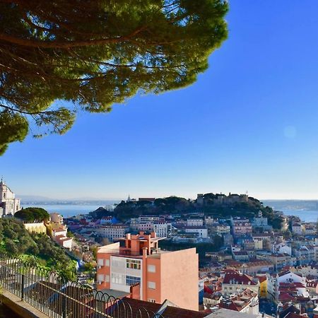 Elegant Riverview Apartment In Historical Lisboa Ngoại thất bức ảnh