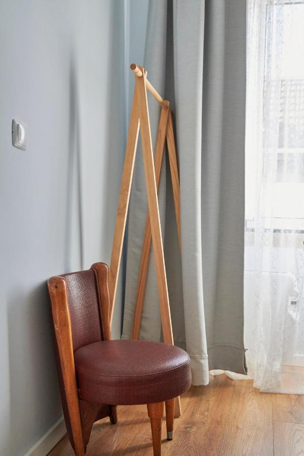 Elegant Riverview Apartment In Historical Lisboa Ngoại thất bức ảnh