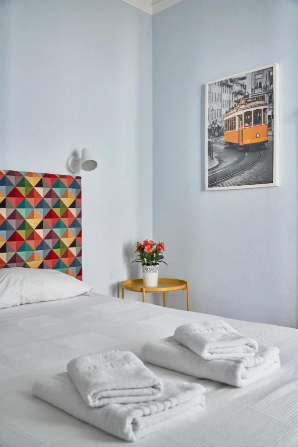 Elegant Riverview Apartment In Historical Lisboa Ngoại thất bức ảnh