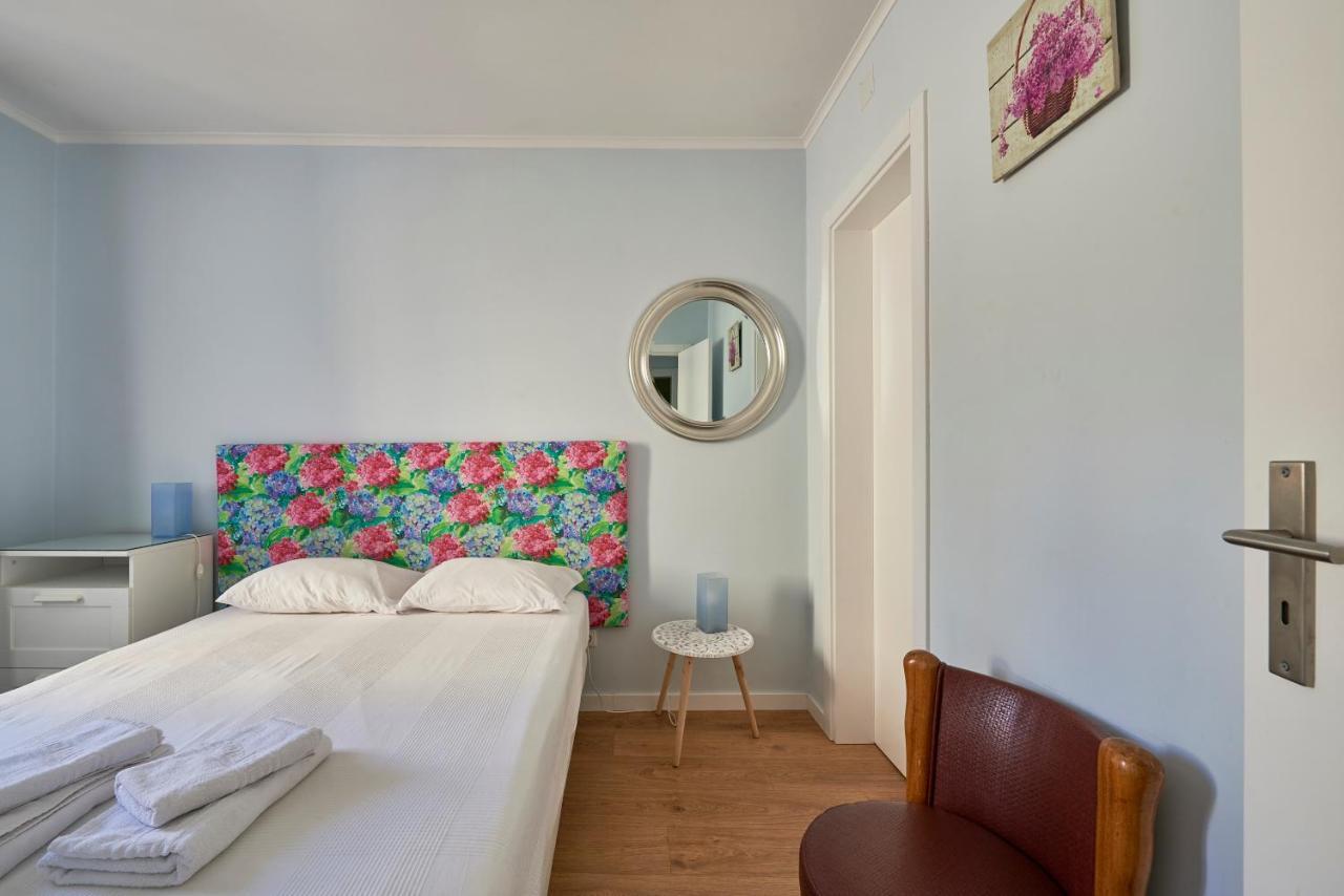 Elegant Riverview Apartment In Historical Lisboa Ngoại thất bức ảnh