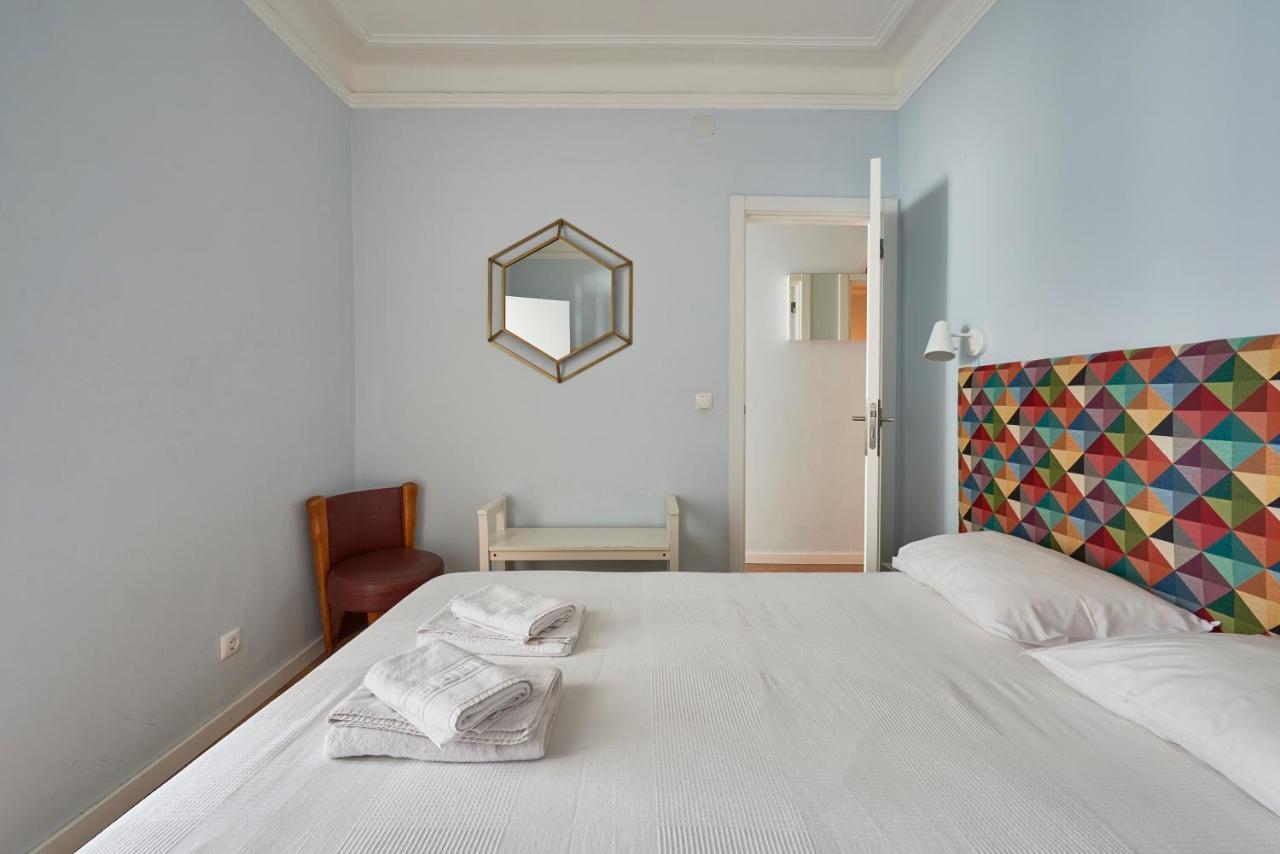 Elegant Riverview Apartment In Historical Lisboa Ngoại thất bức ảnh