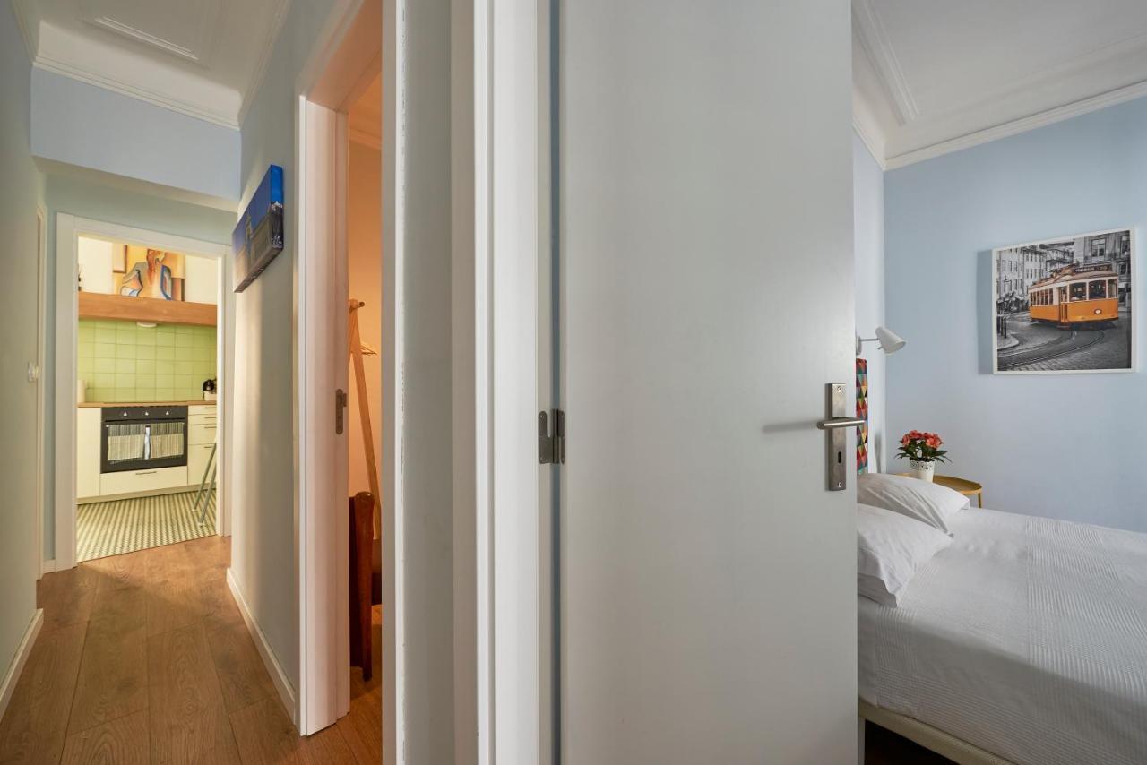 Elegant Riverview Apartment In Historical Lisboa Ngoại thất bức ảnh