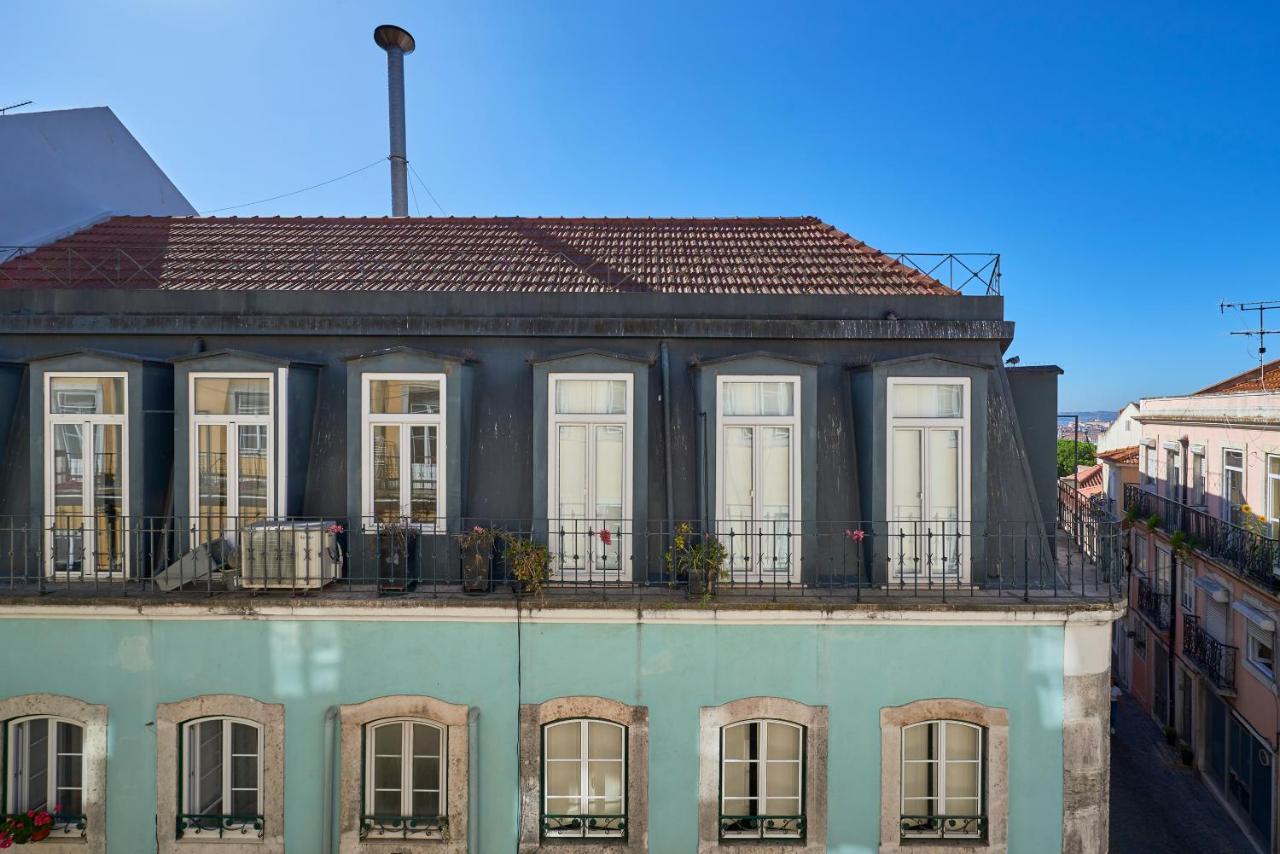 Elegant Riverview Apartment In Historical Lisboa Ngoại thất bức ảnh