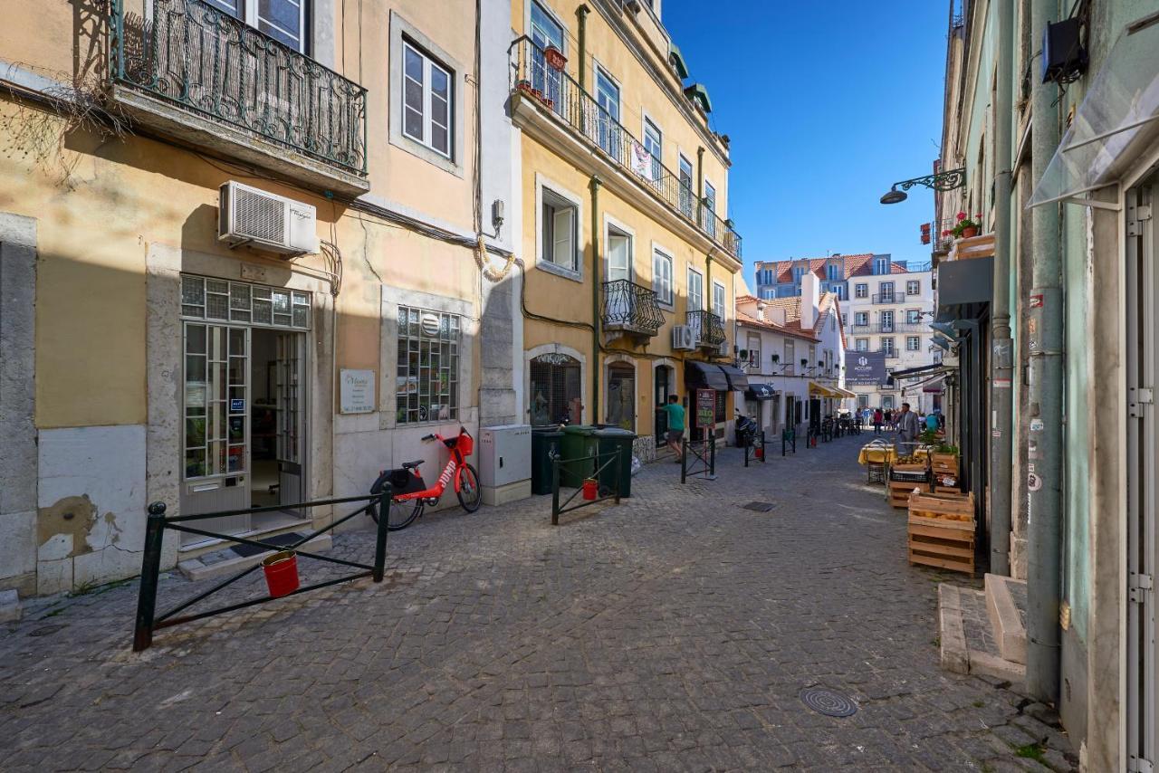 Elegant Riverview Apartment In Historical Lisboa Ngoại thất bức ảnh